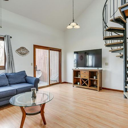 Vernon Township Condo With Balcony Near Ski Lifts! Luaran gambar