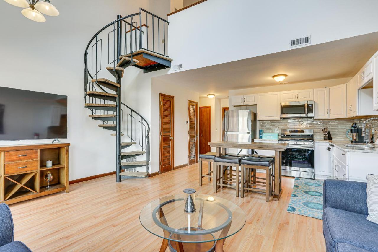 Vernon Township Condo With Balcony Near Ski Lifts! Luaran gambar