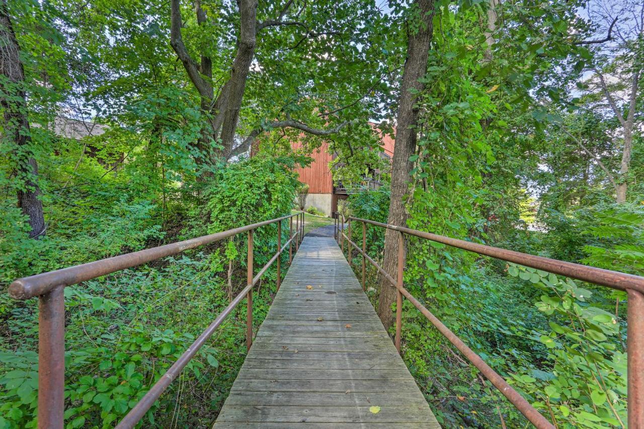 Vernon Township Condo With Balcony Near Ski Lifts! Luaran gambar