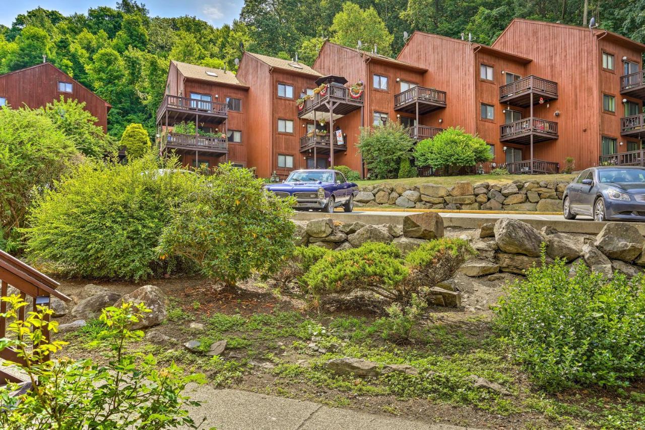 Vernon Township Condo With Balcony Near Ski Lifts! Luaran gambar